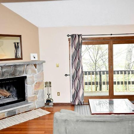 3-Bedroom Vacation Home Steps To Camelback Ski Area Ski-In Ski-Out Crescent Lake المظهر الخارجي الصورة