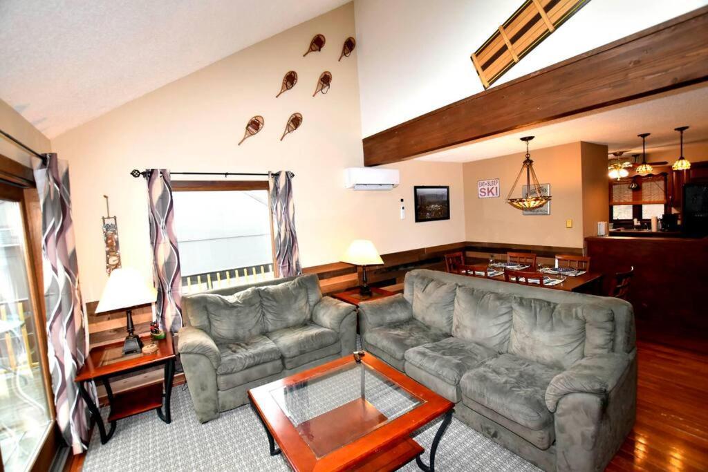 3-Bedroom Vacation Home Steps To Camelback Ski Area Ski-In Ski-Out Crescent Lake المظهر الخارجي الصورة